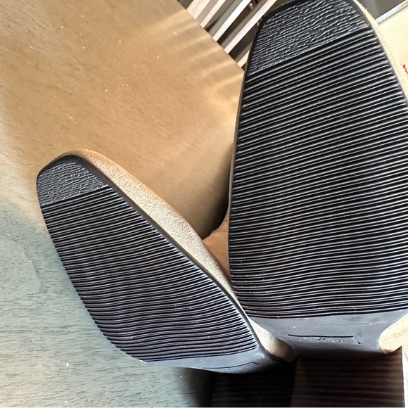 AQUA COLLEGE Women’s Tori Waterproof Suede Tall Boots Taupe Size 10 New - Picture 11 of 16